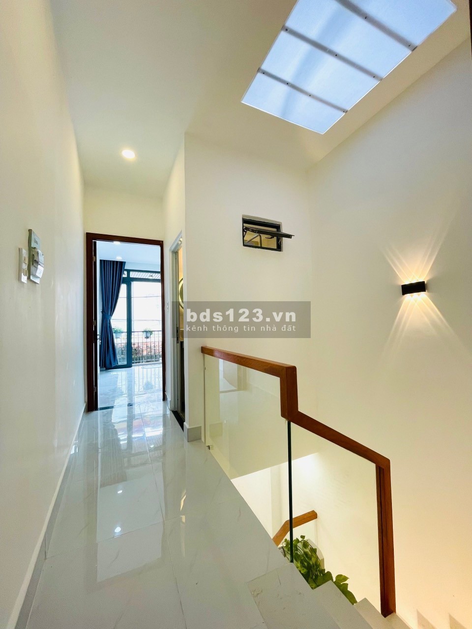 Bán nhà Lê Quang Định, p5, Bình Thạnh, 3.5x10m 2 lầu, giá rẻ 3.9 tỷ