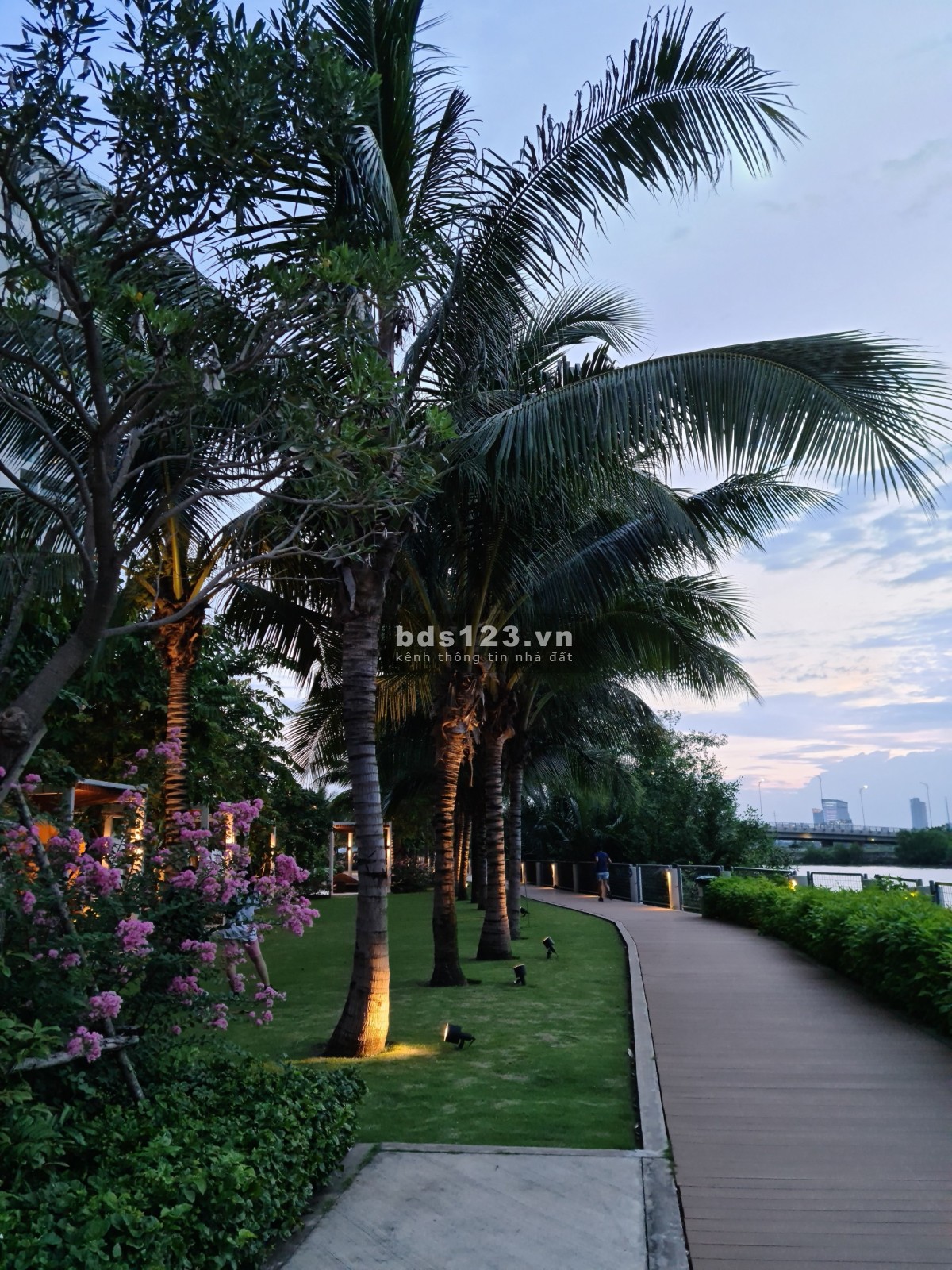 Rẻ quá ạ! Cần cho thuê gấp Căn hộ 3 PN, Đảo Kim Cương, 135m2 View sông chỉ 33TR/ tháng.