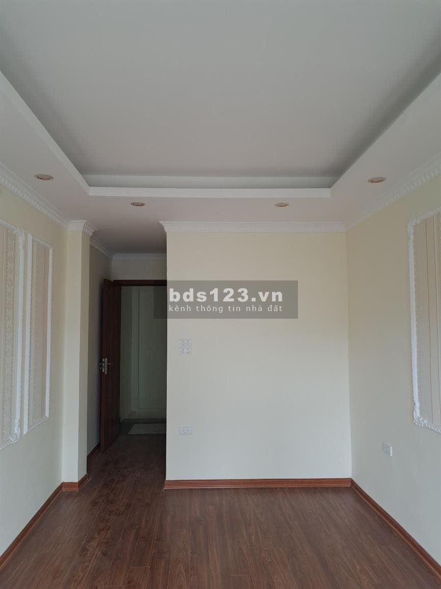 Nhà mới, tặng nội thất, hướng nhà mát ngay ngõ Cổ Điển A - Thanh Trì - Hà Nội