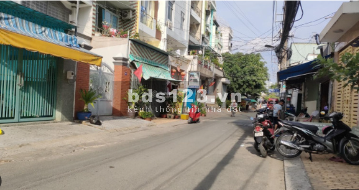 Bán nhanh lô đất sát chợ Long Thành full thổ cư có sổ sẵn giá 1.2 tỷ
