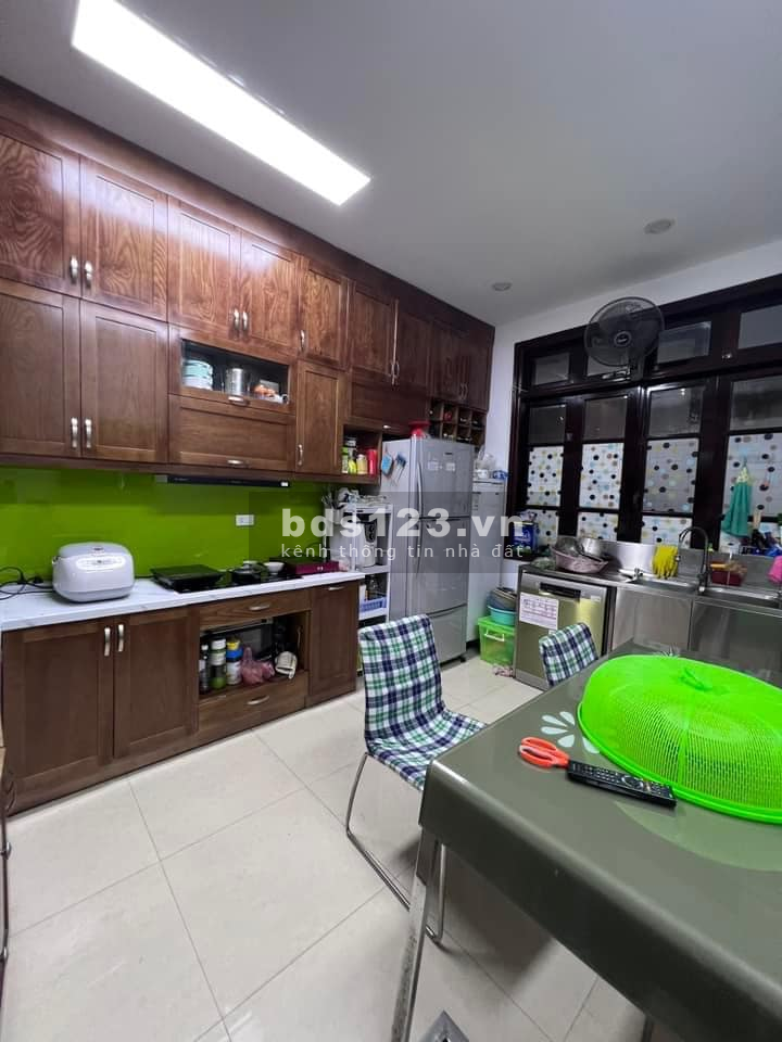 Bán nhà nhỉnh 6 tỷ siêu phẩm Thạch Bàn, Long Biên, 48m x 6 tầng, mặt tiền 4,3m