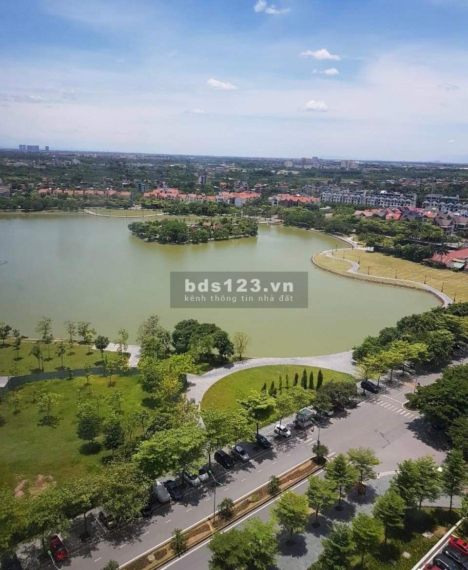 Bố mẹ mình cần bán 2 căn An Bình city, căn 3 ngủ 83m2 - 3 tỷ 9 và căn 3 ngủ 89m2 - 4 tỷ 2.