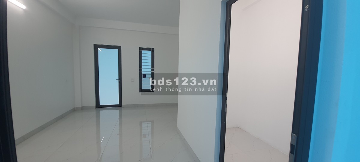 Cho thuê nhà riêng mặt phố Tôn Đức Thắng mới xây giá 15tr/tháng