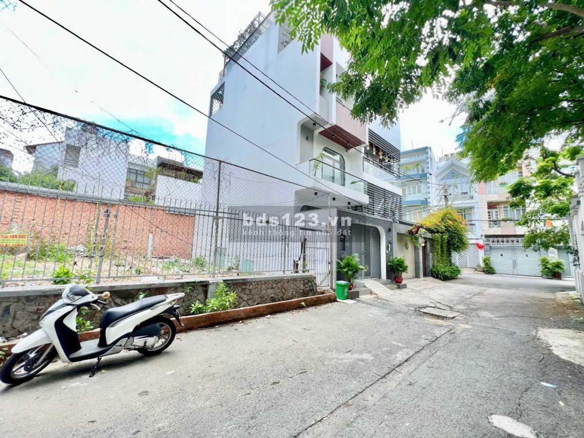 Chính chủ bán lô đất nền 4.5x14m hẻm xe hơi KDC Kiều Đàm 793, Quận 7