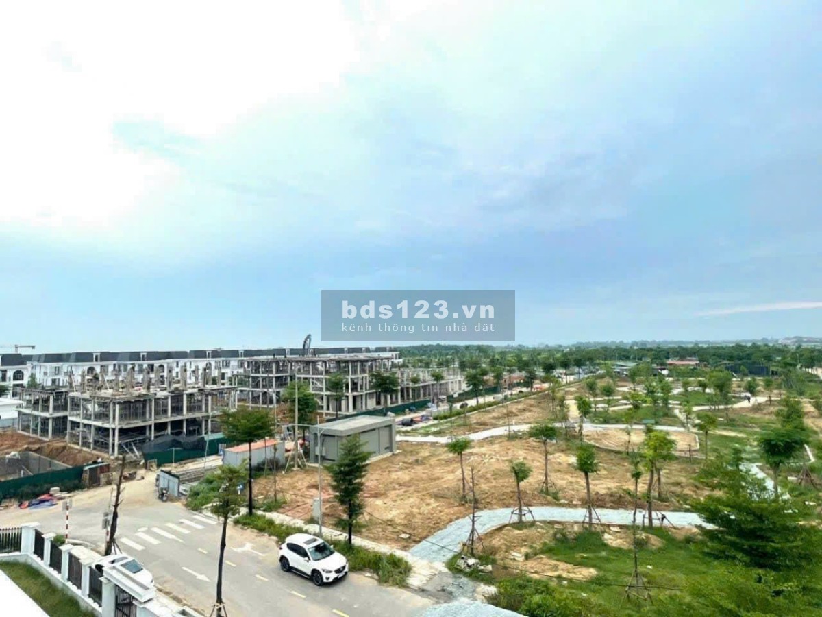 Bán gấp căn nhà vườn, xây thô, hoàn thiện mặt ngoài, diện tích 132m2 tại khu đô thị đẳng cấp