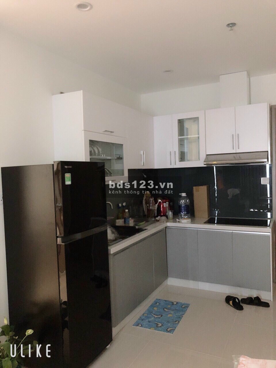 Cho thuê căn 2PN full nội thất 8 triệu cọc 1 tháng tại Vinhomes Quận 9