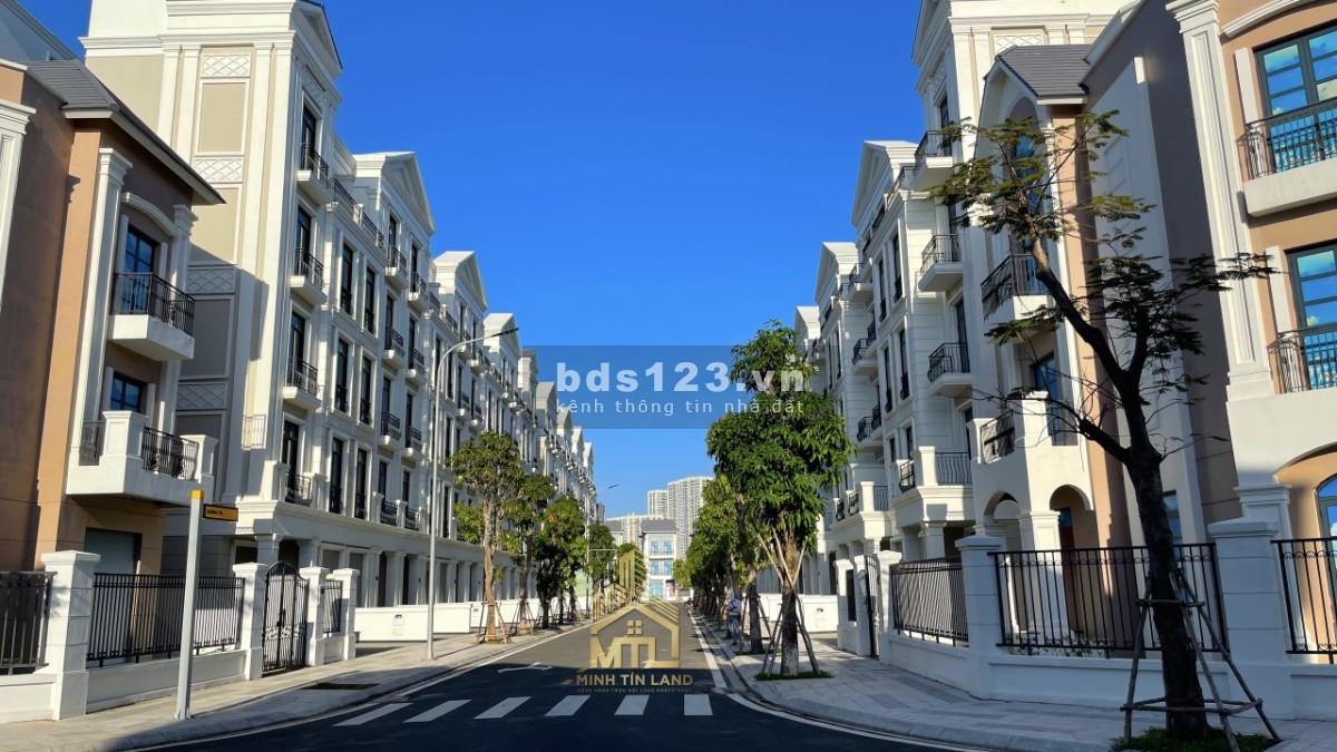 Bán lỗ hơn 3 tỷ nhà phố 162m2 tại Vinhomes Grand Park Quận 9