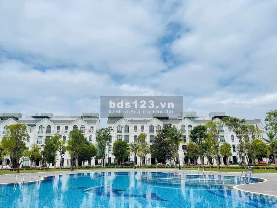 Bán shophouse, liền kề, sổ đỏ lâu dài, view trực diện công viên Dự án Vinhomes Ocean Park Gia Lâm