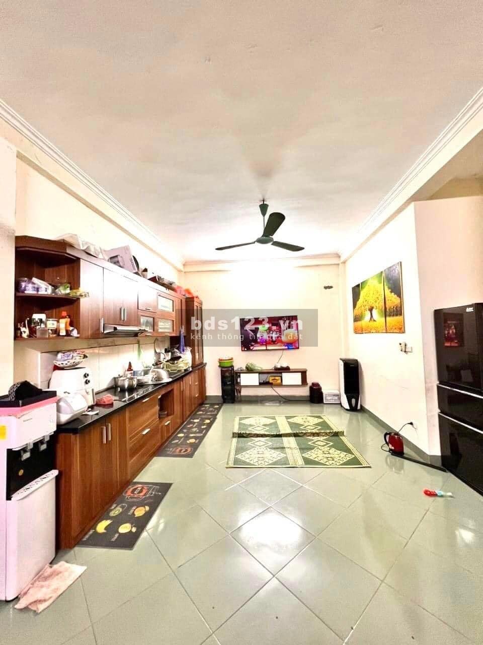 Bán nhà 3 tầng 67tr/m2 trung tâm Hai Bà Trưng, ngõ thông