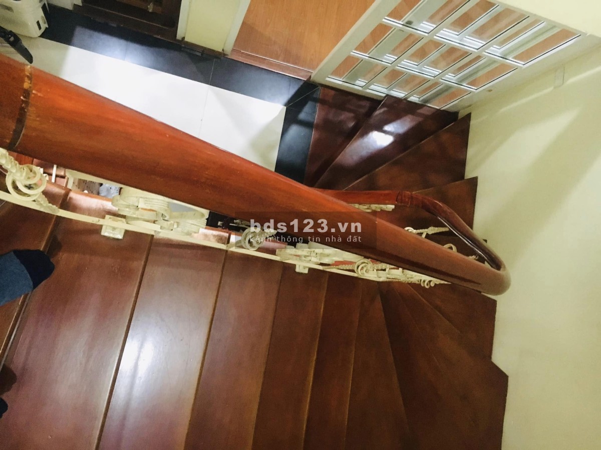 Bán nhà Hào Nam - Vũ Thạnh - Đống Đa cực hiếm 64m2, 5 tầng, mt 7m, giá nhỉnh 12 tỷ