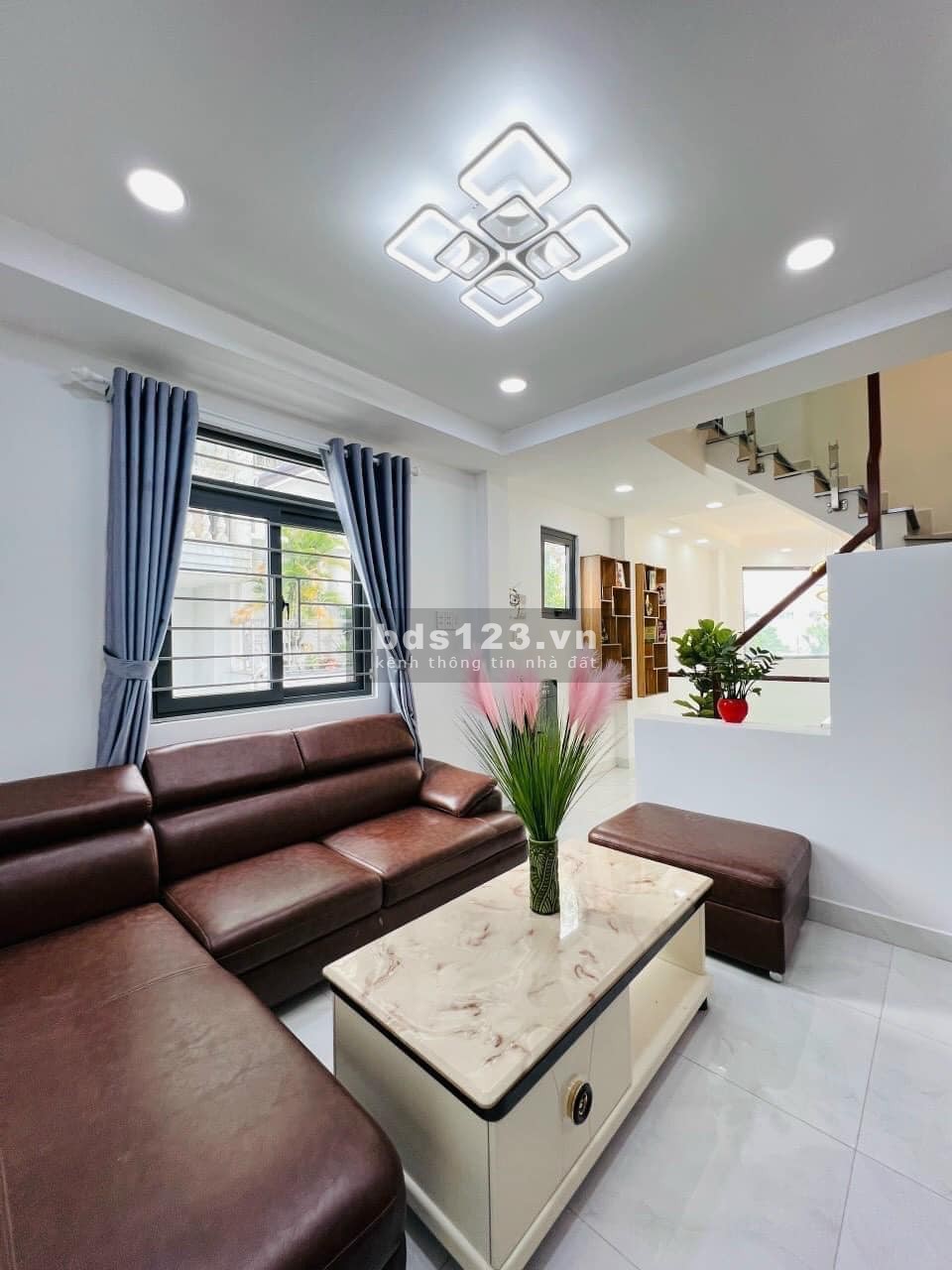 Bán nhà giảm từ 8,3 tỷ còn 6,2 tỷ Nhà Q10