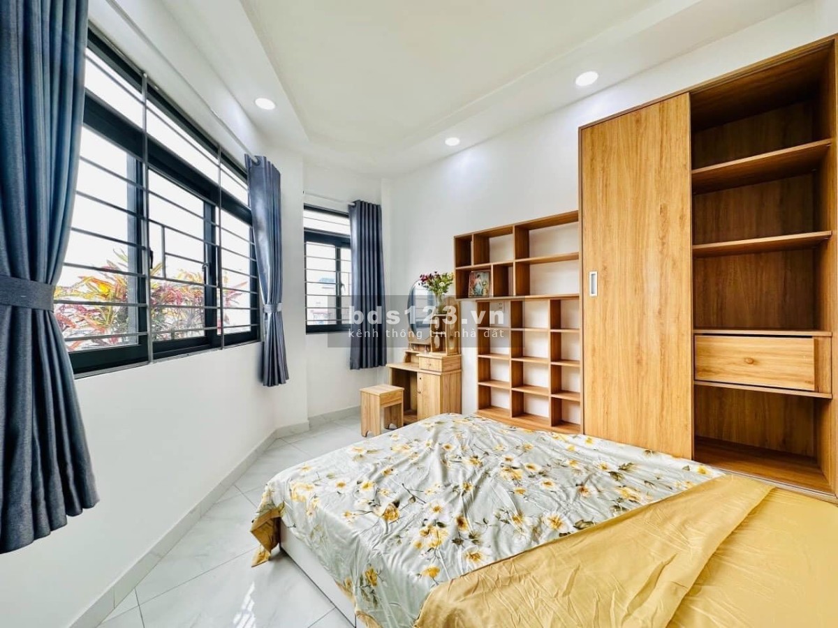 Bán nhà giảm từ 8,3 tỷ còn 6,2 tỷ Nhà Q10