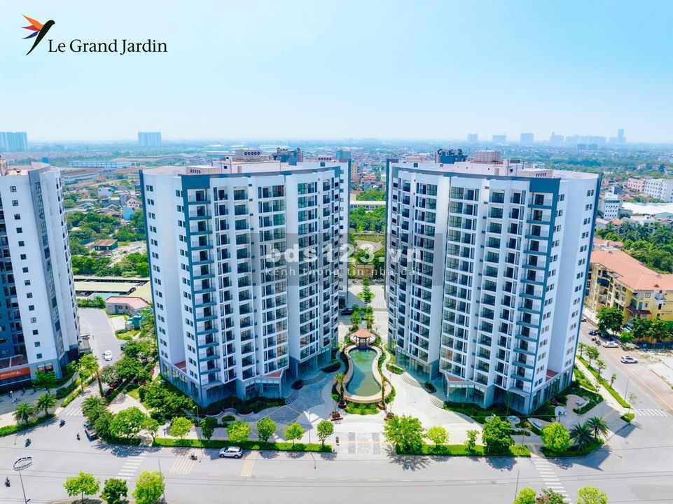 Bán căn hộ 2 ngủ 2 vệ sinh diện tích 82.52m2 giá chỉ 36 triệu/m2. Ưu đãi trong tháng ngâu