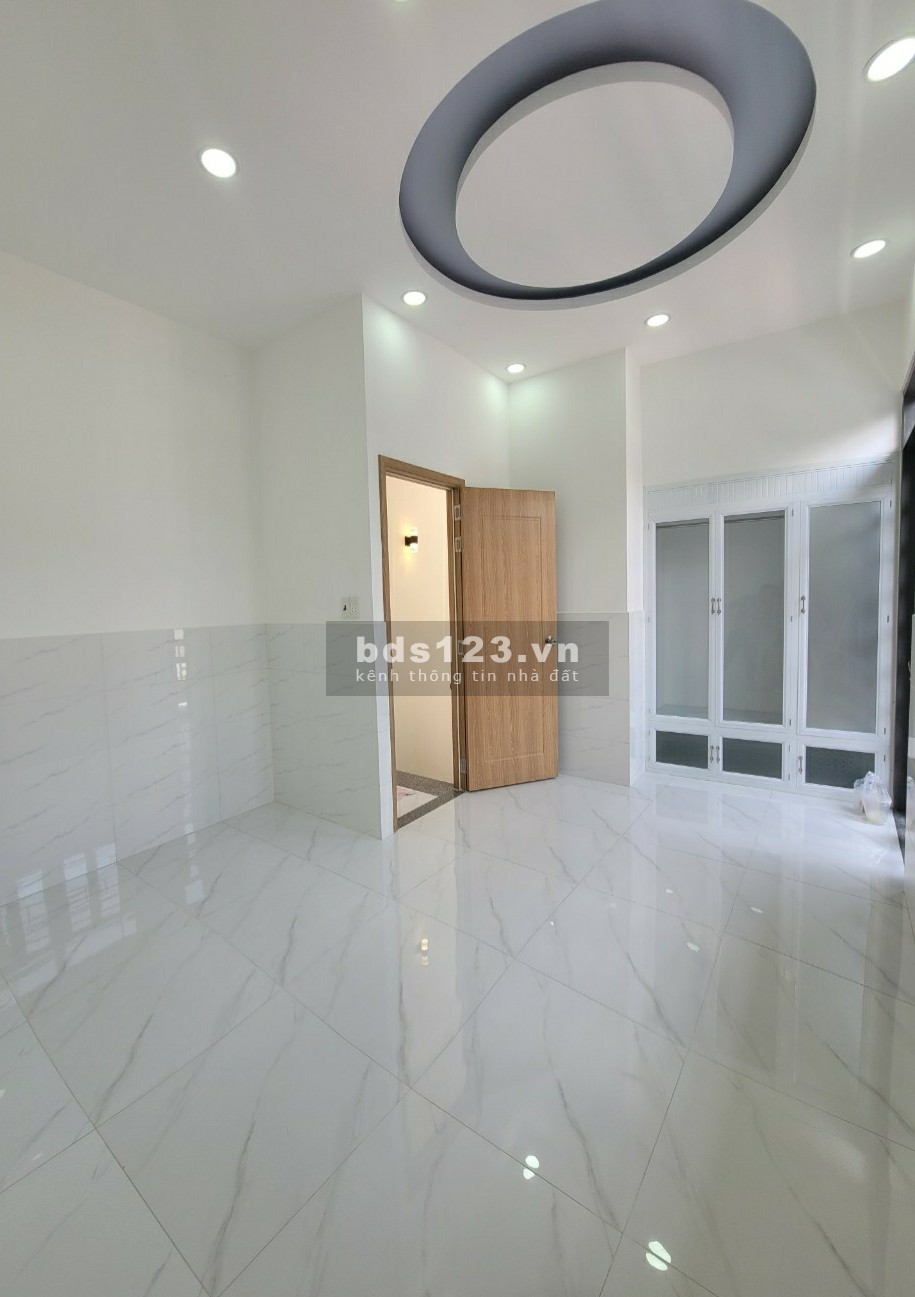 Chính chủ cần bán nhà GẤP! Giá 2.49 tỷ. Có thương lượng.