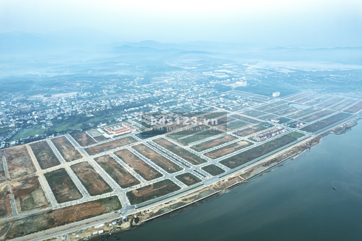 Chính chủ cần bán lo kề góc mặt hướng ra Vịnh giá đầu tư chỉ 14tr/m2.