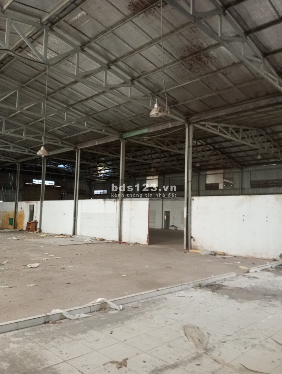 Cho thuê kho, xưởng mặt tiền Hồ Thị Bi, có 3 pha, 30m x 40m, 65k/m