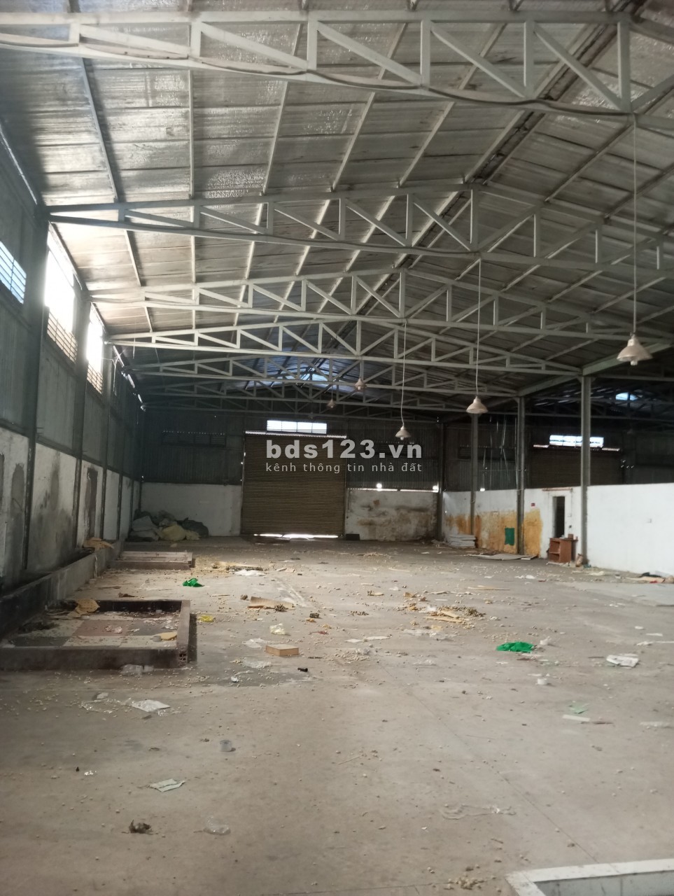 Cho thuê kho, xưởng mặt tiền Hồ Thị Bi, có 3 pha, 30m x 40m, 65k/m