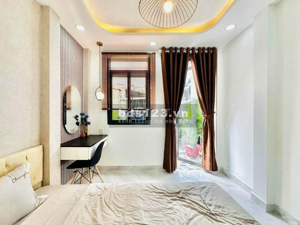 Nợ tín dụng, bán gấp căn nhà đường Bàu Cát 70m2 giá 1,45 tỷ