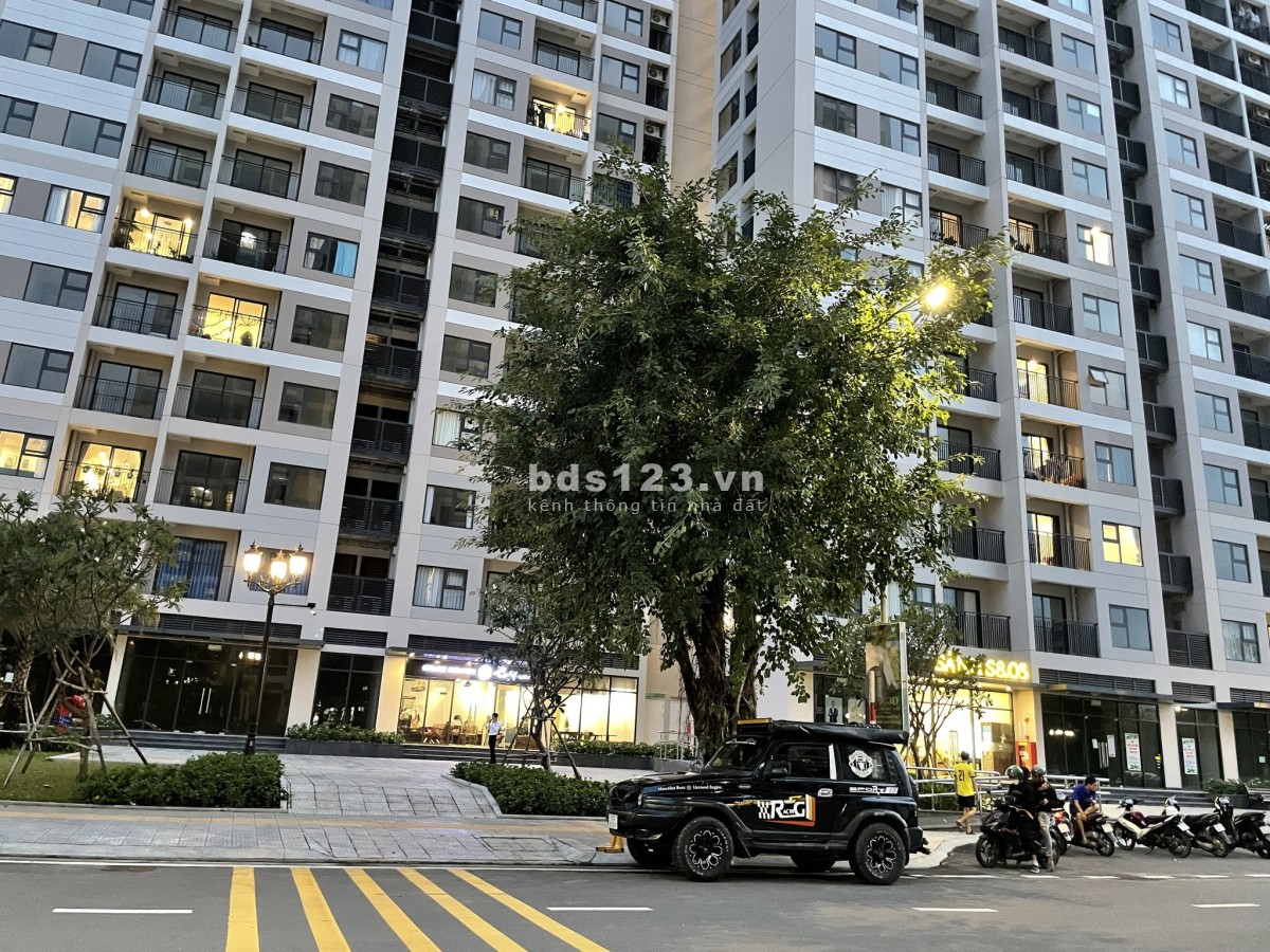 Ngộp bank bán lỗ 2 tỷ căn shophouse 69m2 tại Vinhomes Quận 9