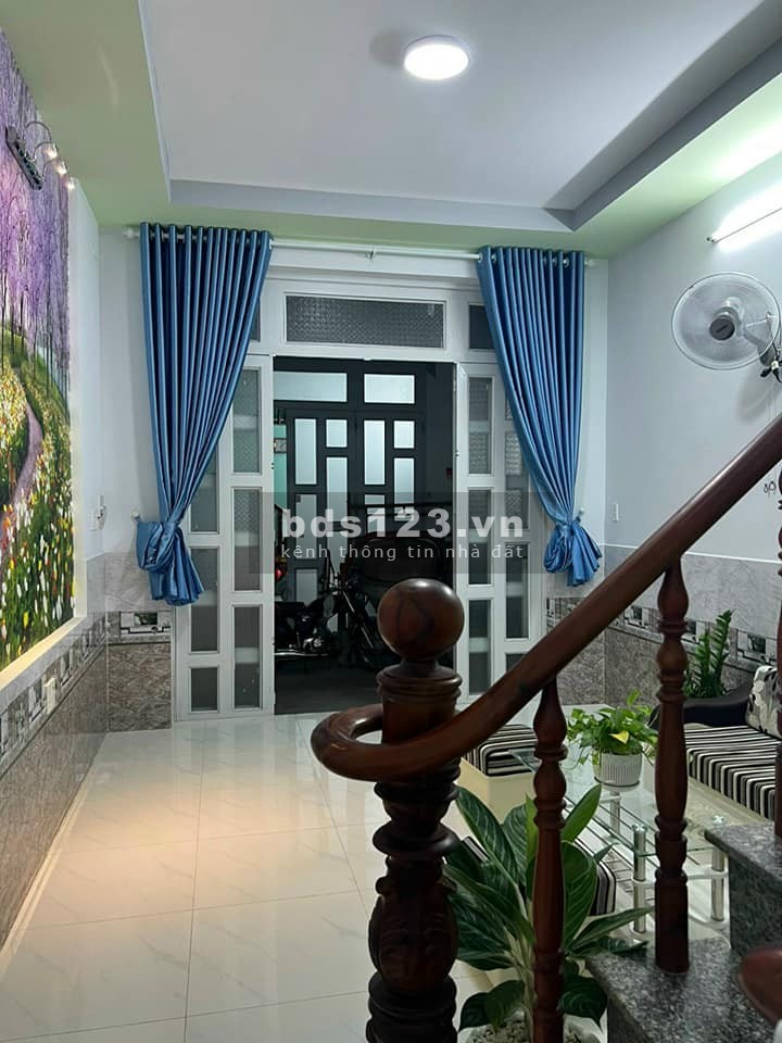 Chính chủ cần bán gấp nhà Phan Văn Hớn 48m2 1t1l giá 1,35 tỷ