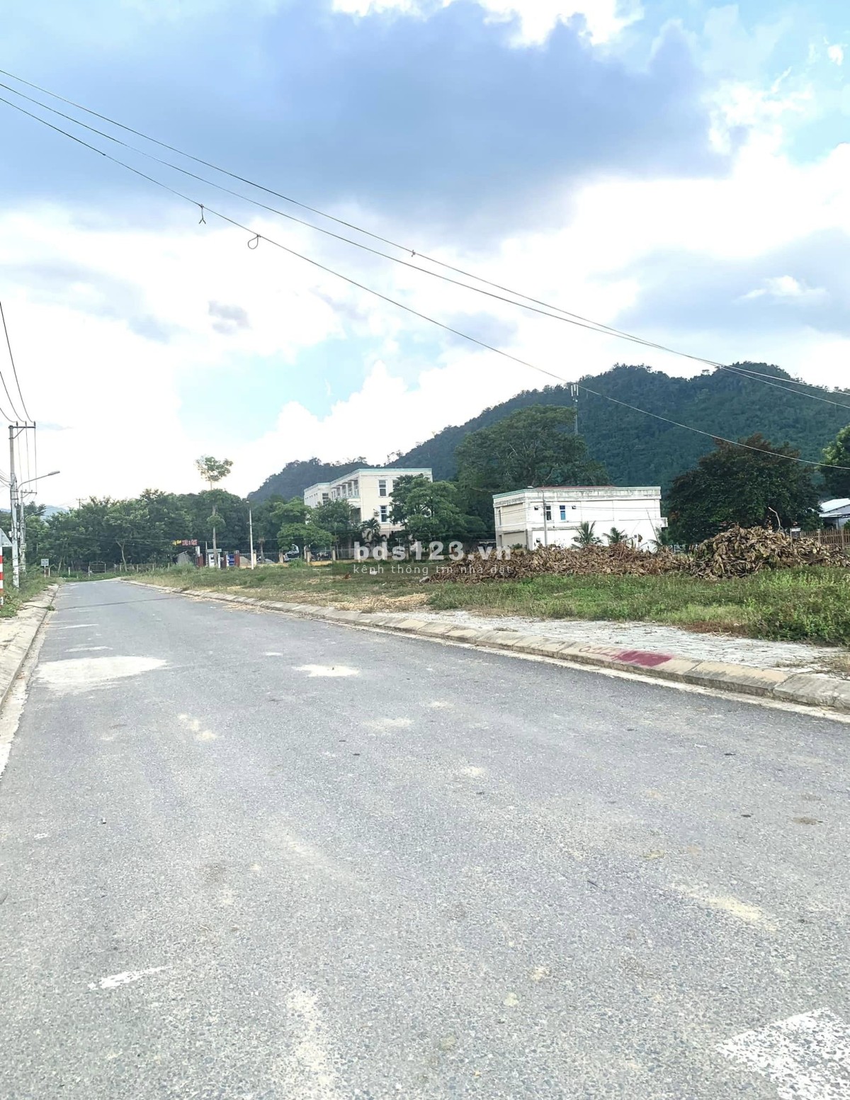 Đất nền ở thị Trấn Thạnh Mỹ , sở hữu chỉ với 280tr