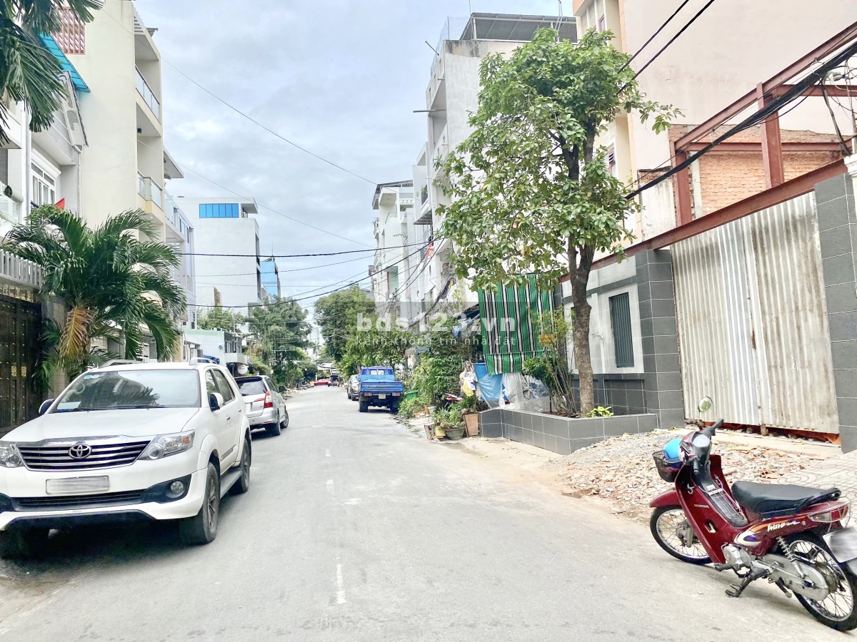 Bán nhà 86 Đường Số 49 Tân Quy, 2 mặt tiền trước sau 14m 290m² giá 43 tỷ. Quận 7