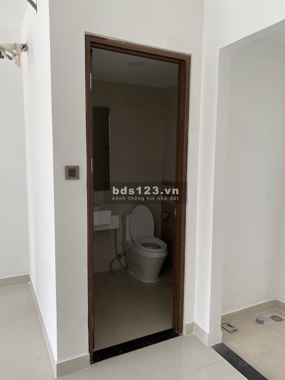 Chuyển nhượng căn hộ OFFICETEL diện tích căn hộ rộng 44m2 View sông Saigon