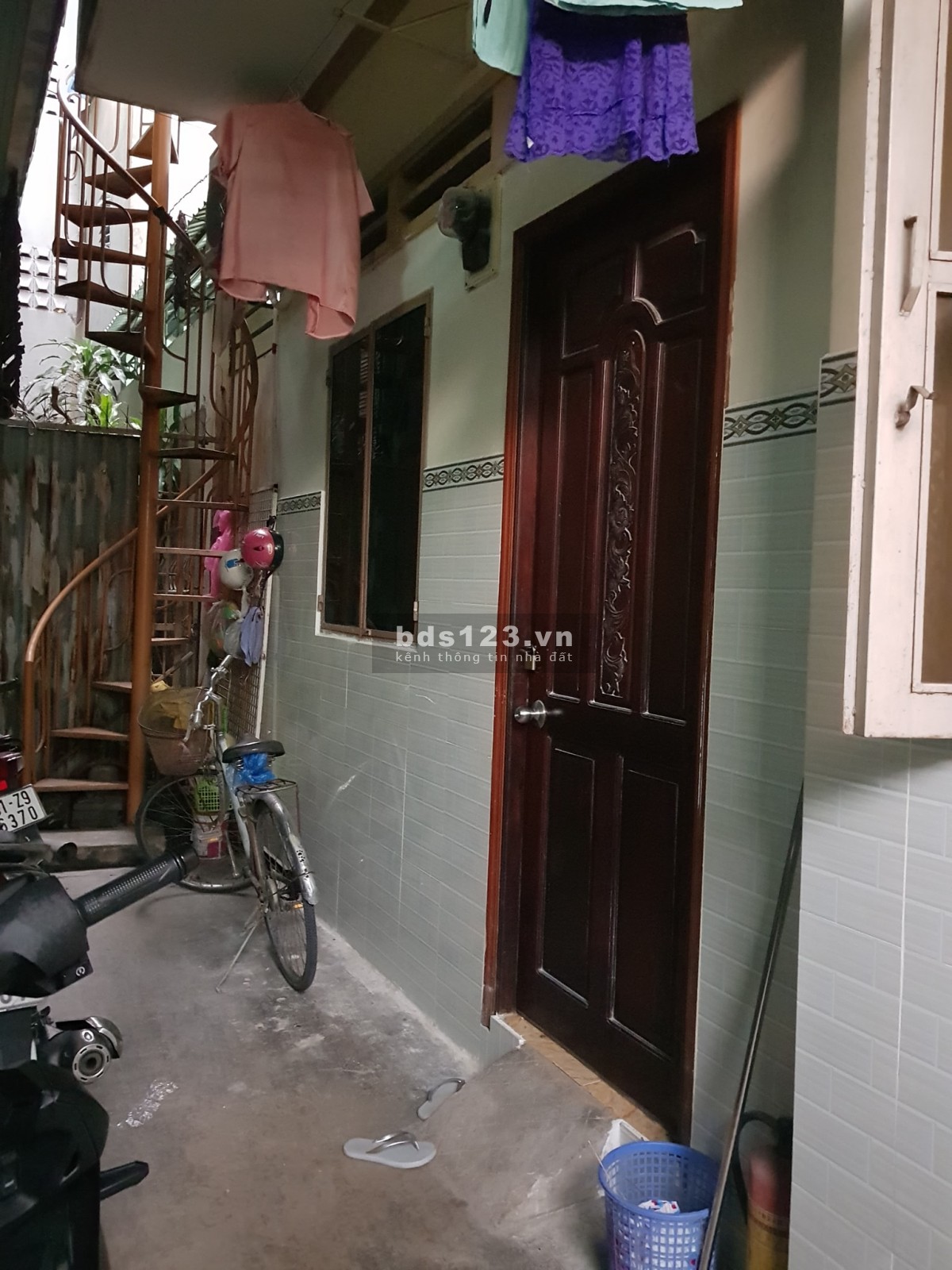 Phòng trọ 30m2 có gác lửng cần cho thuê tại đường Nguyễn Văn Công
