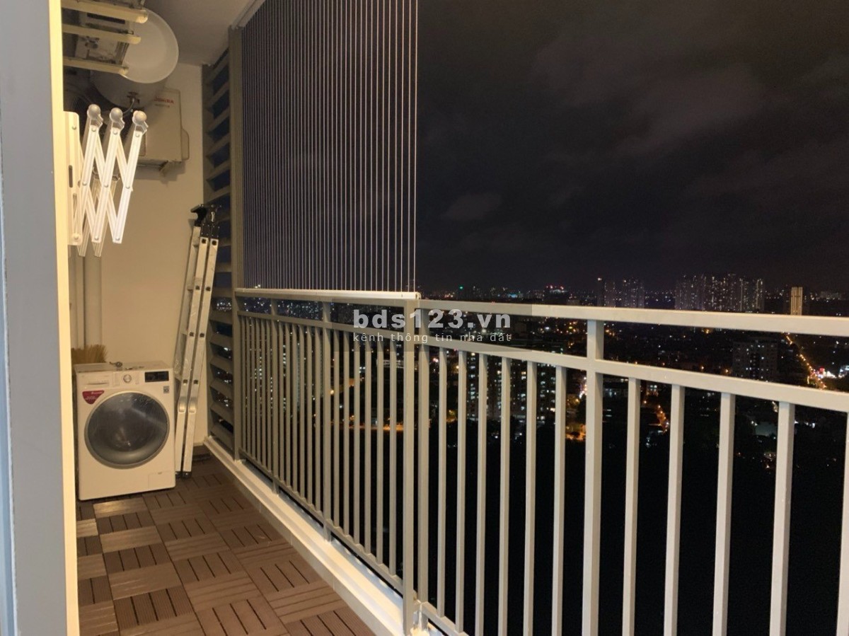 Chính chủ cho thuê căn hộ The Sun Avenue 89M2 3PN full NT 21b triệu view toàn cảnh TP