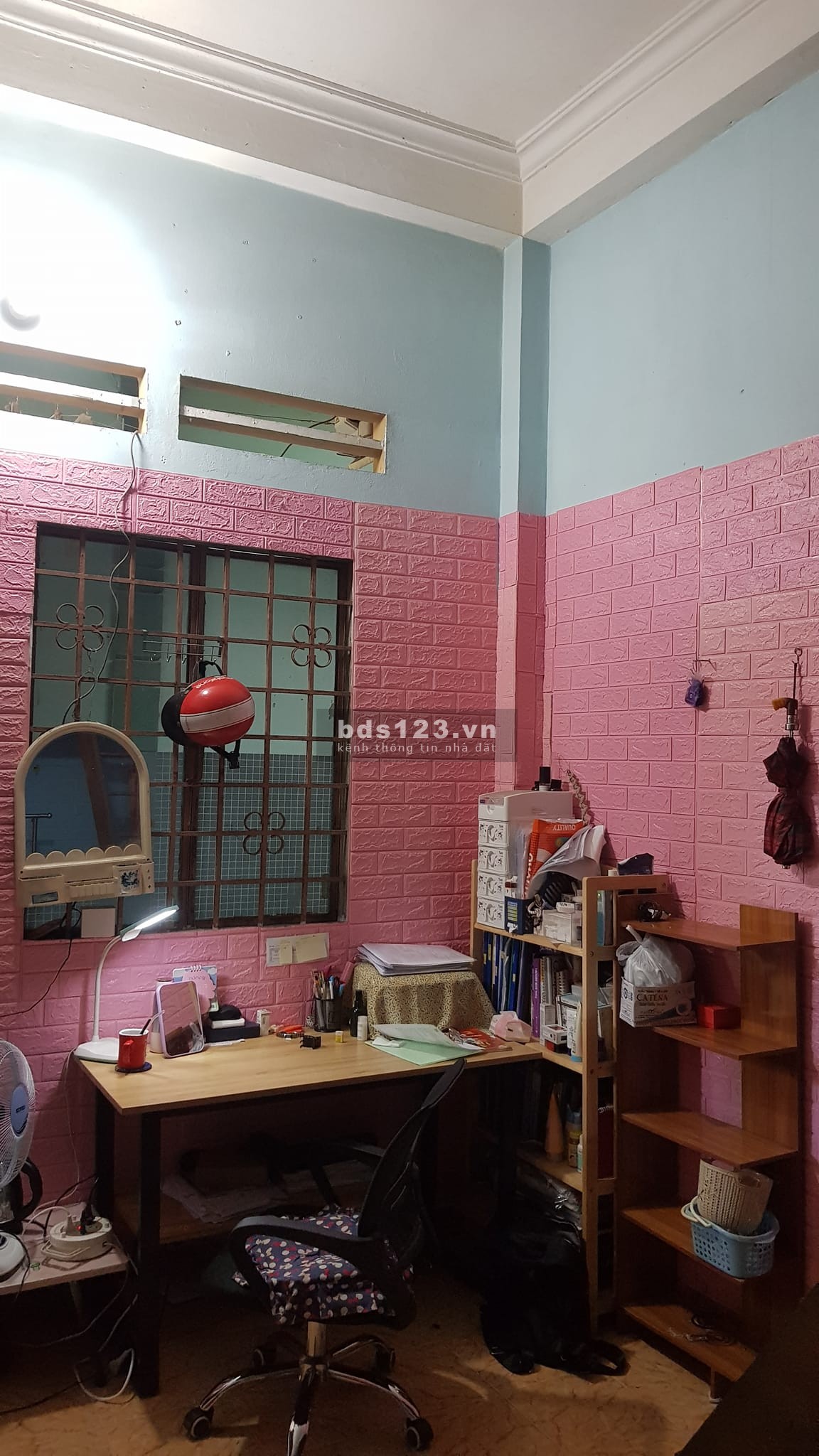 Phòng trọ 30m2 có gác lửng cần cho thuê tại đường Nguyễn Văn Công