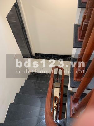 BÁN NHÀ NGÕ 288 HOÀNG MAI ,32M2 NHÀ XÂY MỚI SÁT HỒ ĐỀN LỪ
