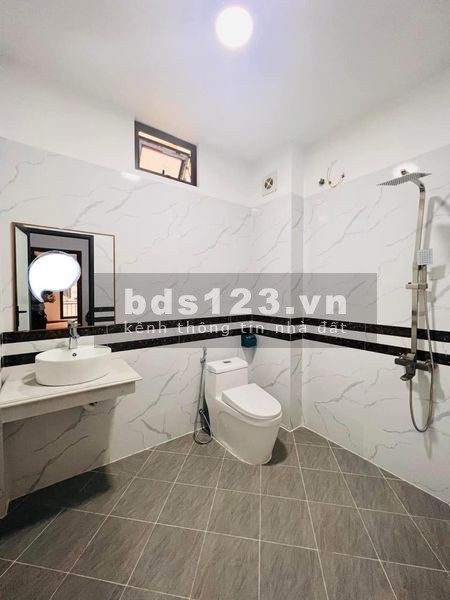 TRẦN KHÁT CHÂN, 48M x 5 TẦNG, GIÁ CHỈ 4.1 TỶ,NHÀ LÔ GÓC, NGÕ RỘNG HƠN 3M