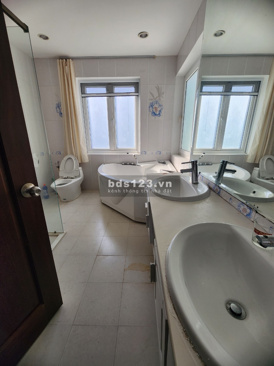 Cho thuê biệt thự Phú Mỹ - Vạn phát Hưng Quận7 giá 50tr/th Diện Tích 10.5x25