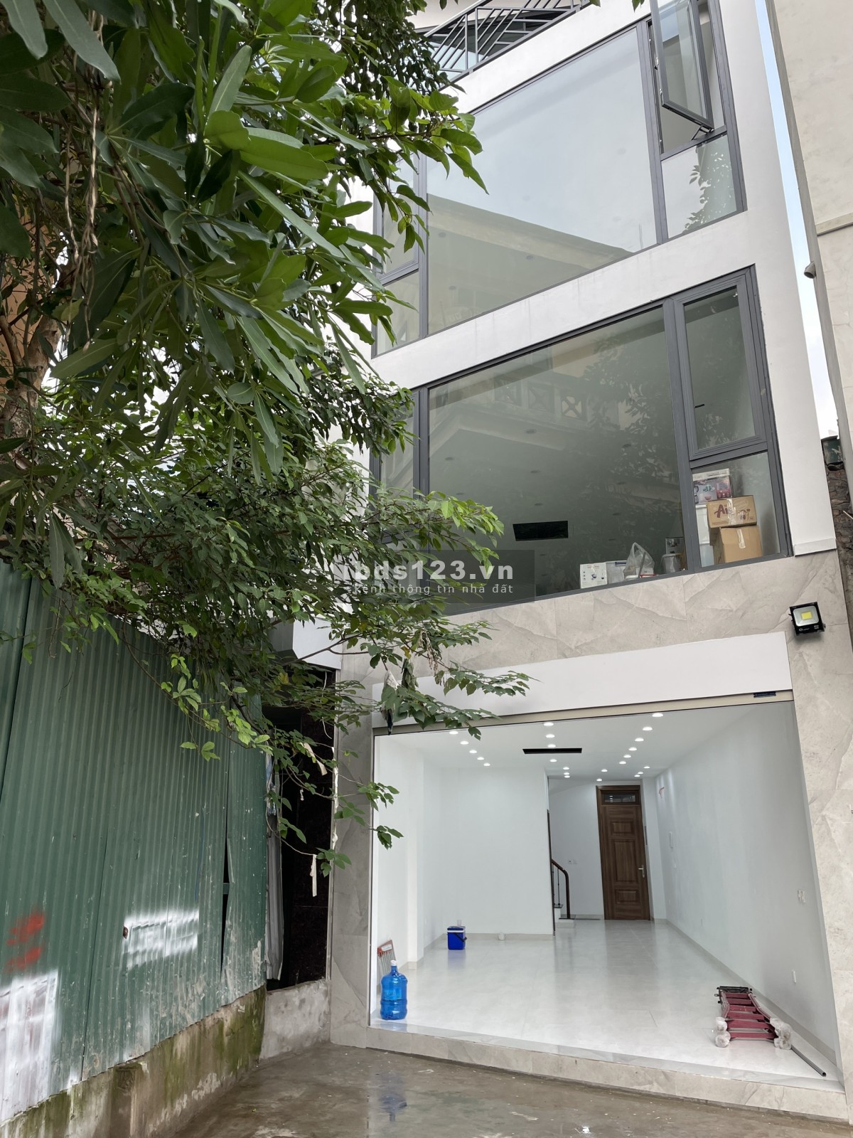 Chính chủ cho thuê nhà làm văn phòng, cửa hàng, showroom... tại Ngõ 201 Cầu Giấy, Hà Nội