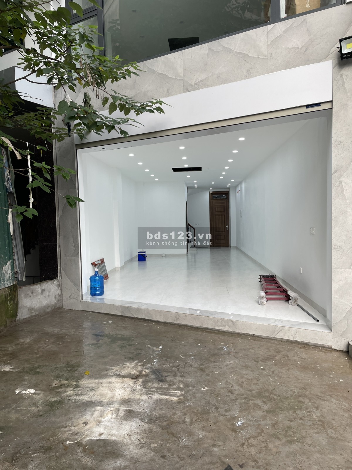 Chính chủ cho thuê nhà làm văn phòng, cửa hàng, showroom... tại Ngõ 201 Cầu Giấy, Hà Nội