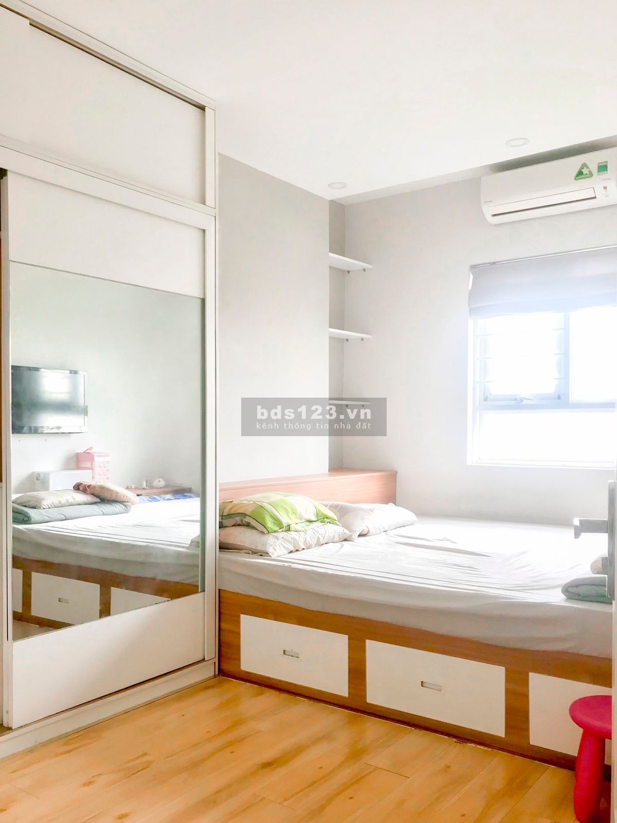 Cho thuê căn hộ An Bình, 85m2. Nhà thoáng mát, yên tĩnh.