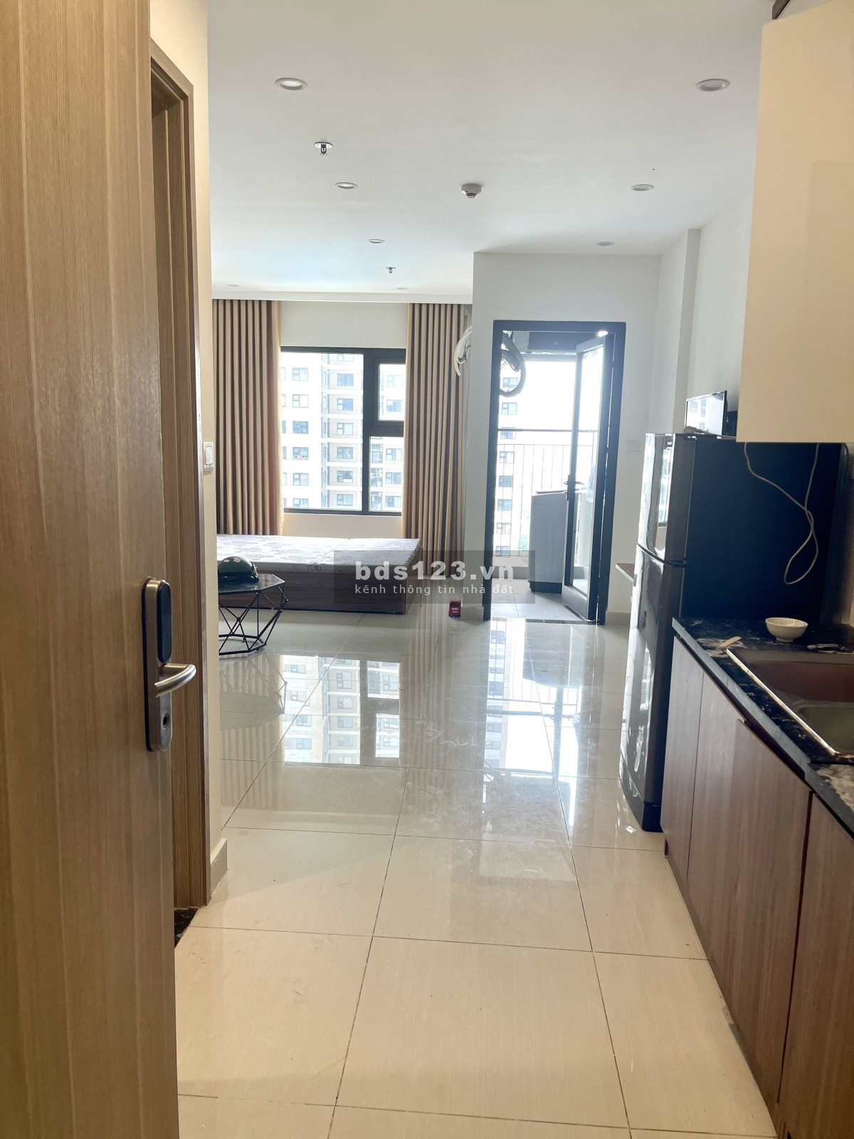 Bán nhanh căn hộ Studio nguyên bản 28m 1tỷ 20 Vinhomes Smart City