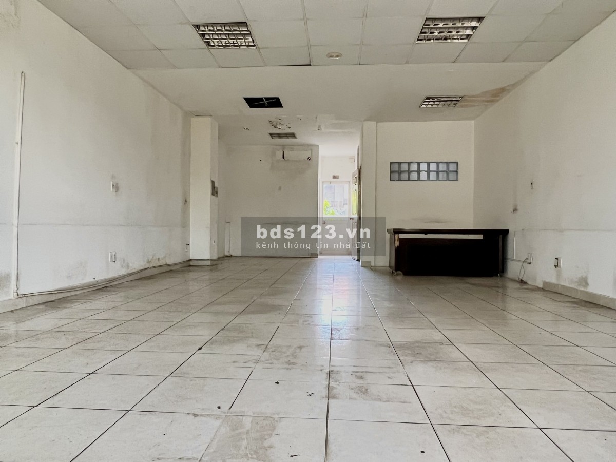 Giữ chìa khoá cho thuê nhà phố 007 Mỹ Hoàng, 3 lầu, trống suốt làm văn phòng đường Nguyễn Văn Linh