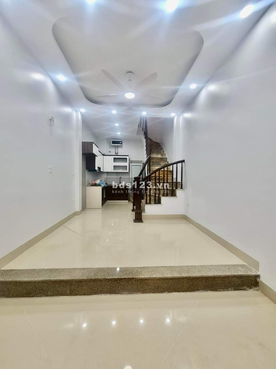 Bán nhà mặt tiền chính chủ 4 tầng mặt Phú Xá, Phú Thượng, 100m², Mặt tiền 7,3m, hậu 7,4m giá 21 tỷ