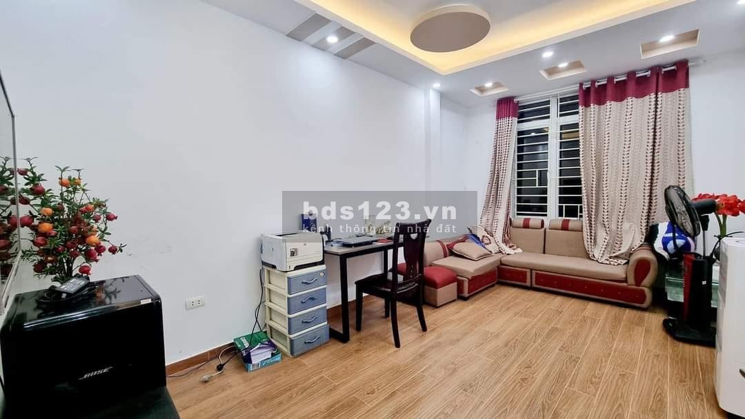 Bán nhà riêng Nguyễn Lương Bằng, Đống Đa, nhà đẹp 40m² x 5 tầng, giá chỉ 5,1 tỷ