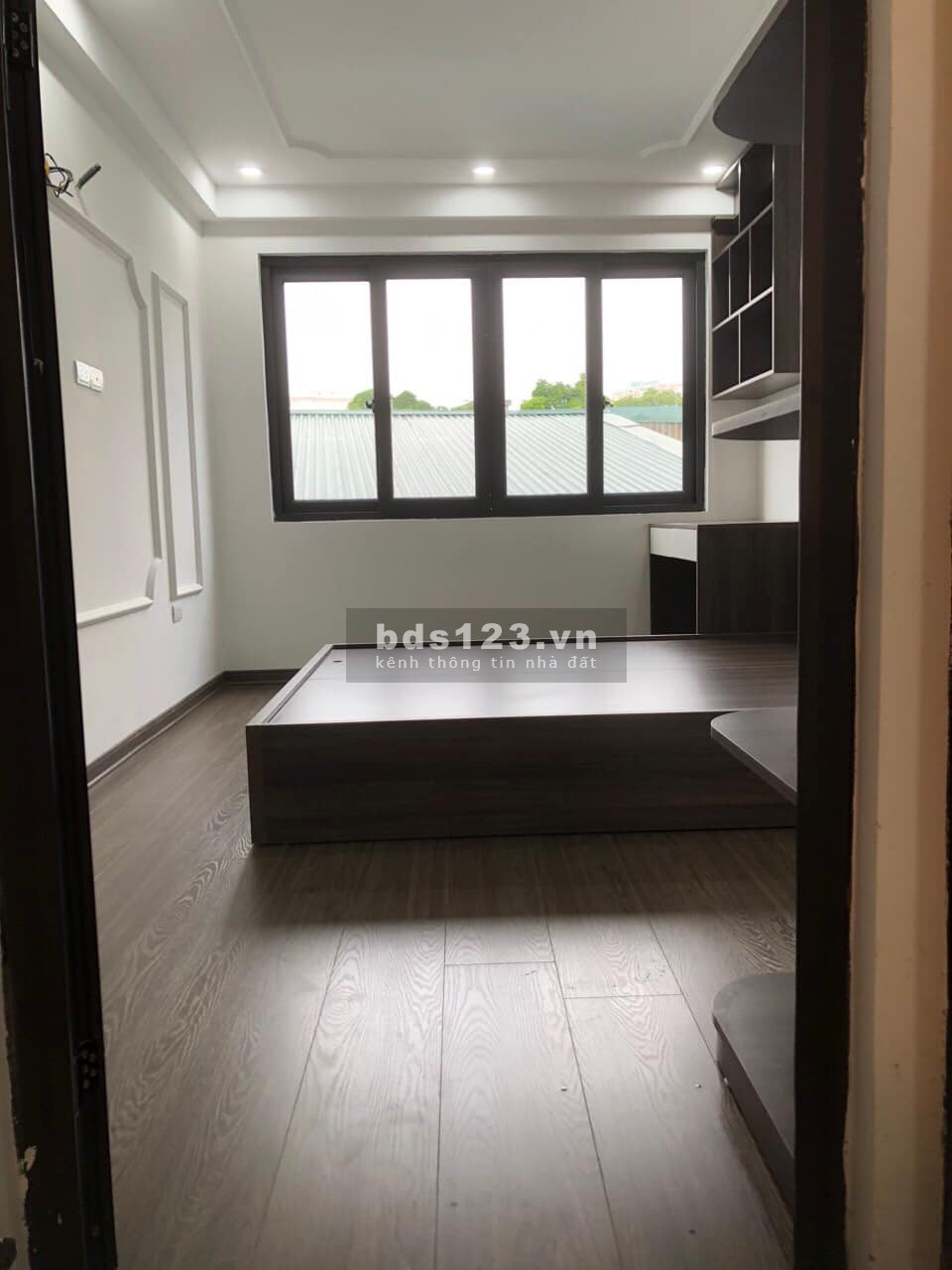 Bán nhà riêng chợ Khâm Thiên, Đống Đa, 25m² x 4 tầng, 2,15 tỷ, nhà sát phố