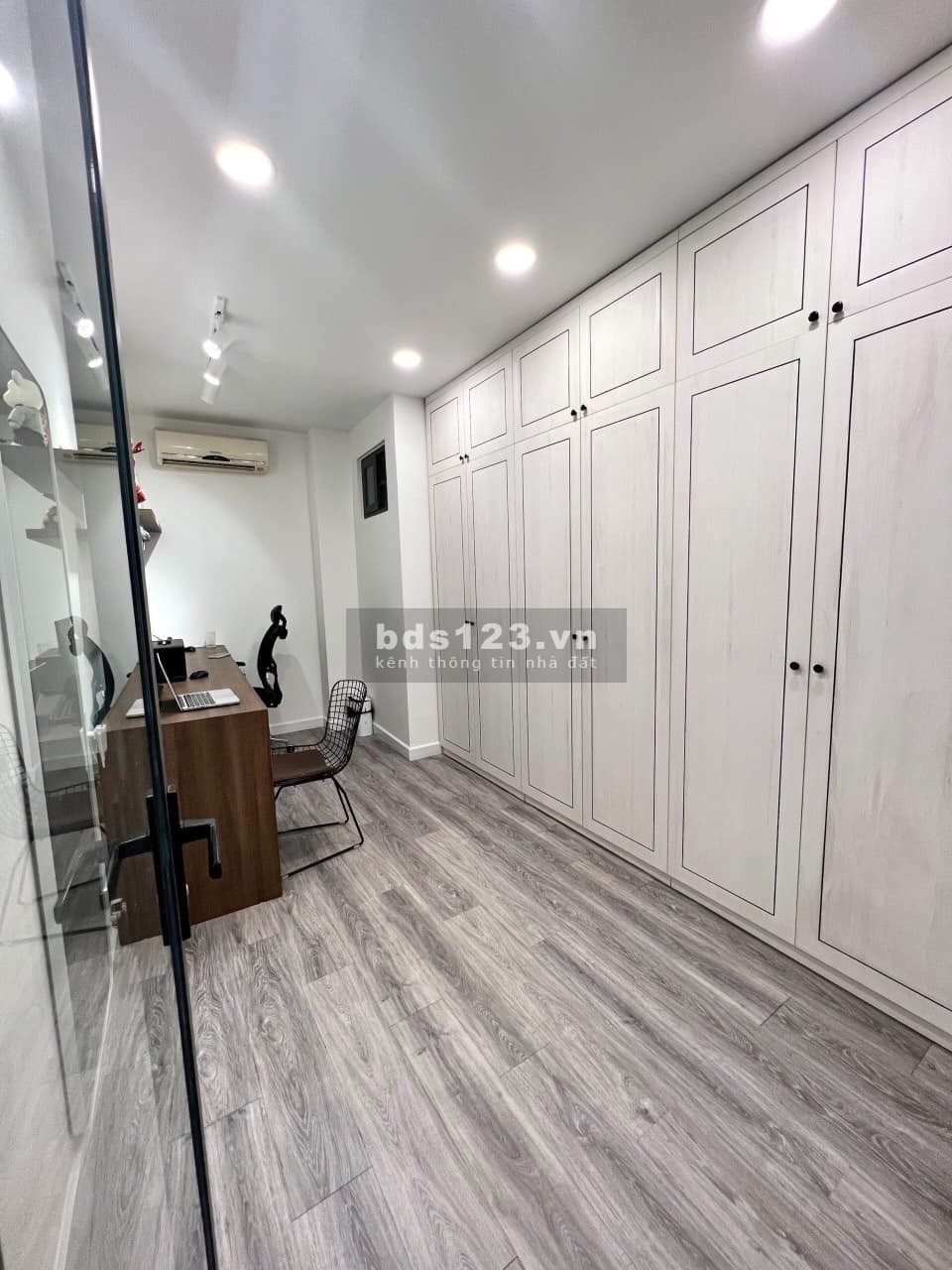 Bán nhà Bùi Thị Xuân Tân Bình giá rẻ 37m, 3 tầng, 3 pn chỉ 6xx tỷ