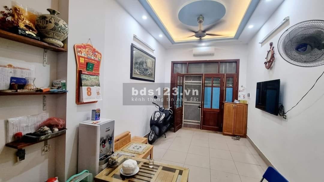 Bán nhà riêng Nguyễn Lương Bằng, Đống Đa, nhà đẹp 40m² x 5 tầng, giá chỉ 5,1 tỷ