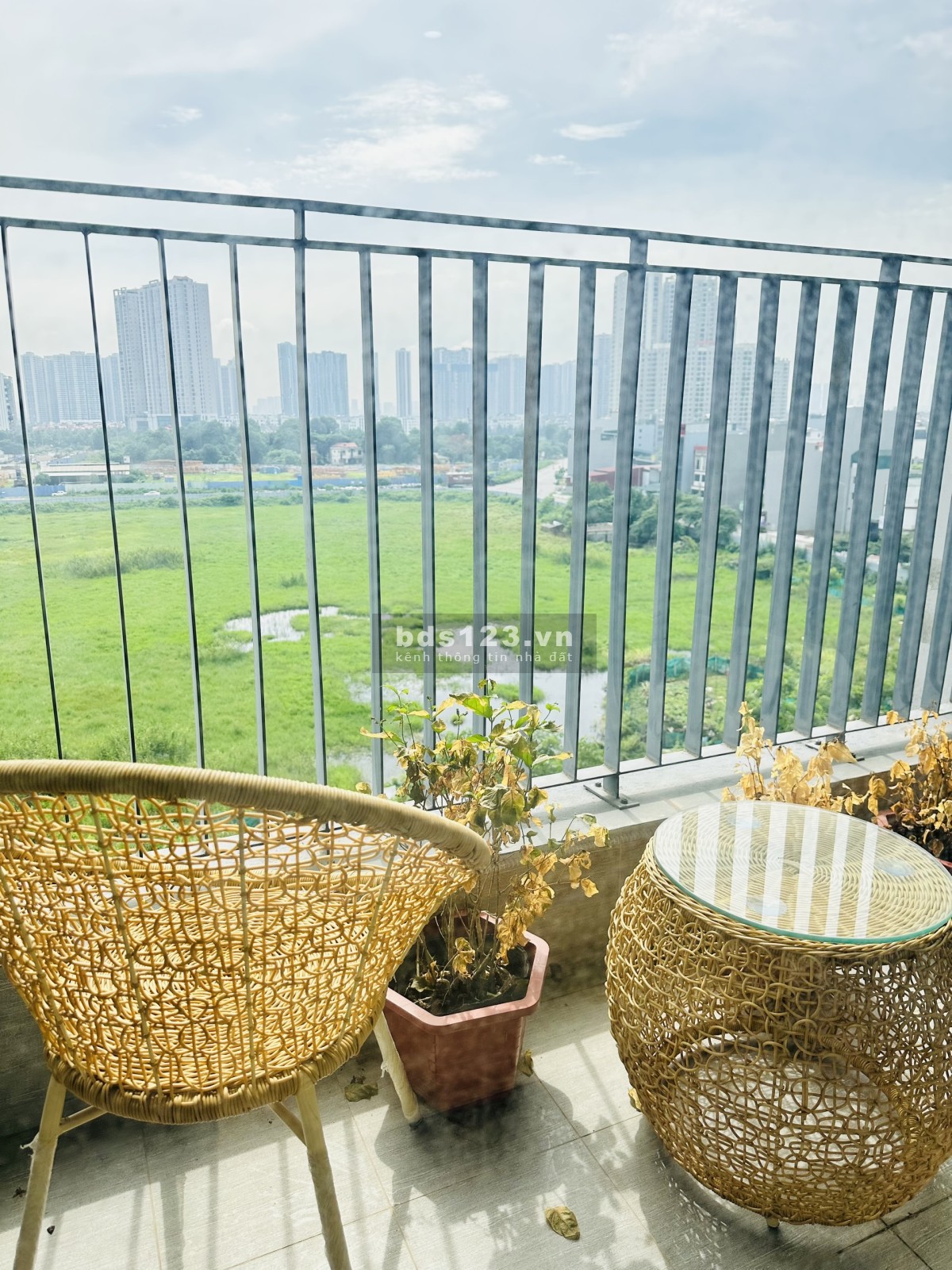 Chính chủ bán nhanh căn Góc 3pn toà T3 Thăng Long capital, ban công hướng Đông Nam
