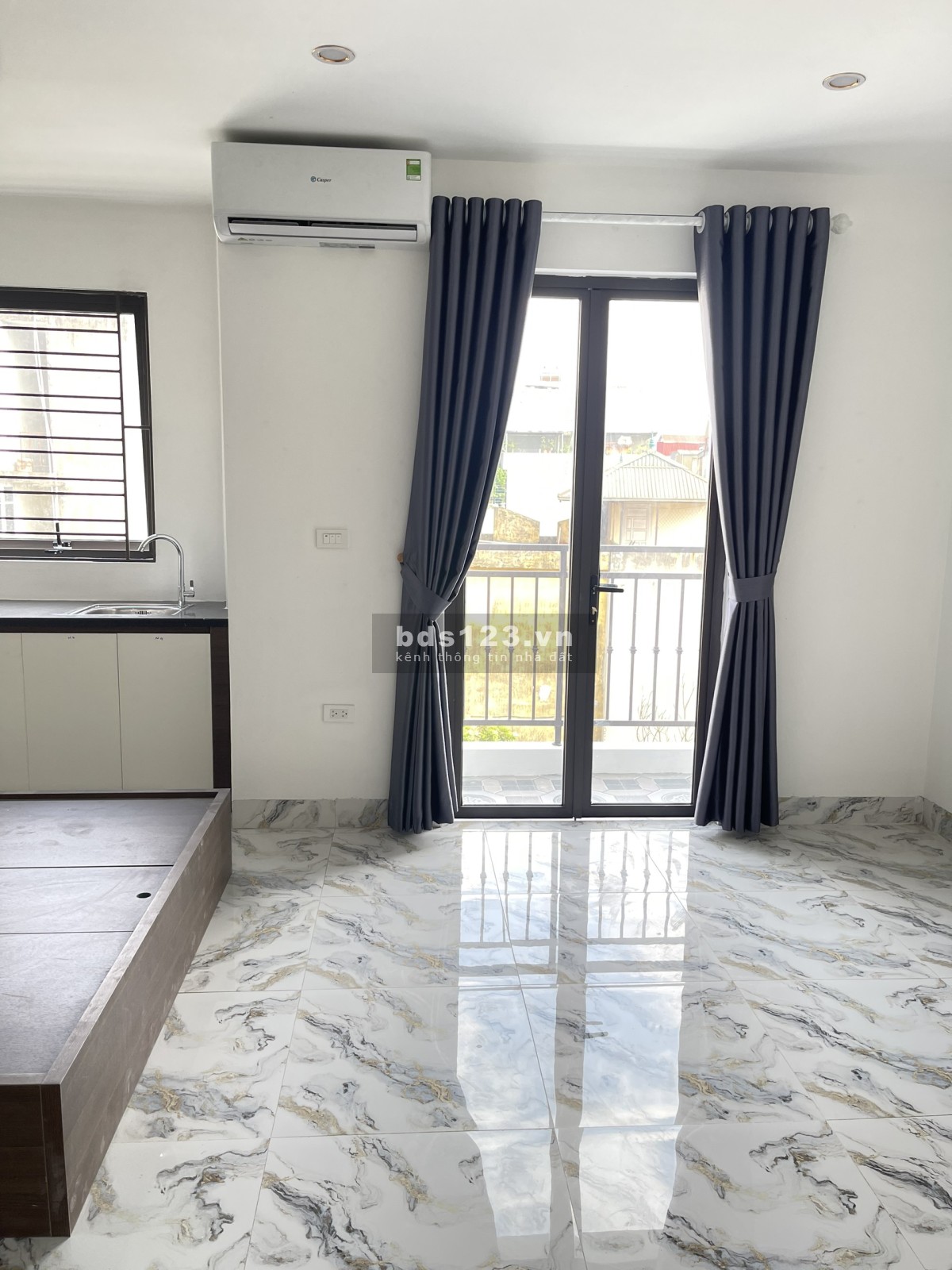 Bán gấp tòa chung cư mini gần trường ĐH Tài Nguyên, 70m2x7T thang máy, thu nhập 60tr/tháng