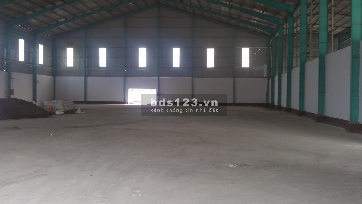 Cho thuê xưởng 1300m2, mặt đường thôn Kim Thành, Huyện Thanh Oai, 40 tr/thg