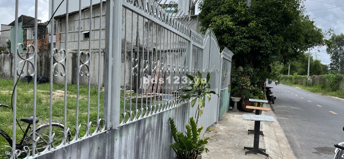 Chính chủ cho thuê khu đất 5000m2 gần chợ Hóc Môn, thuận tiên kinh doanh nhiều ngành nghề