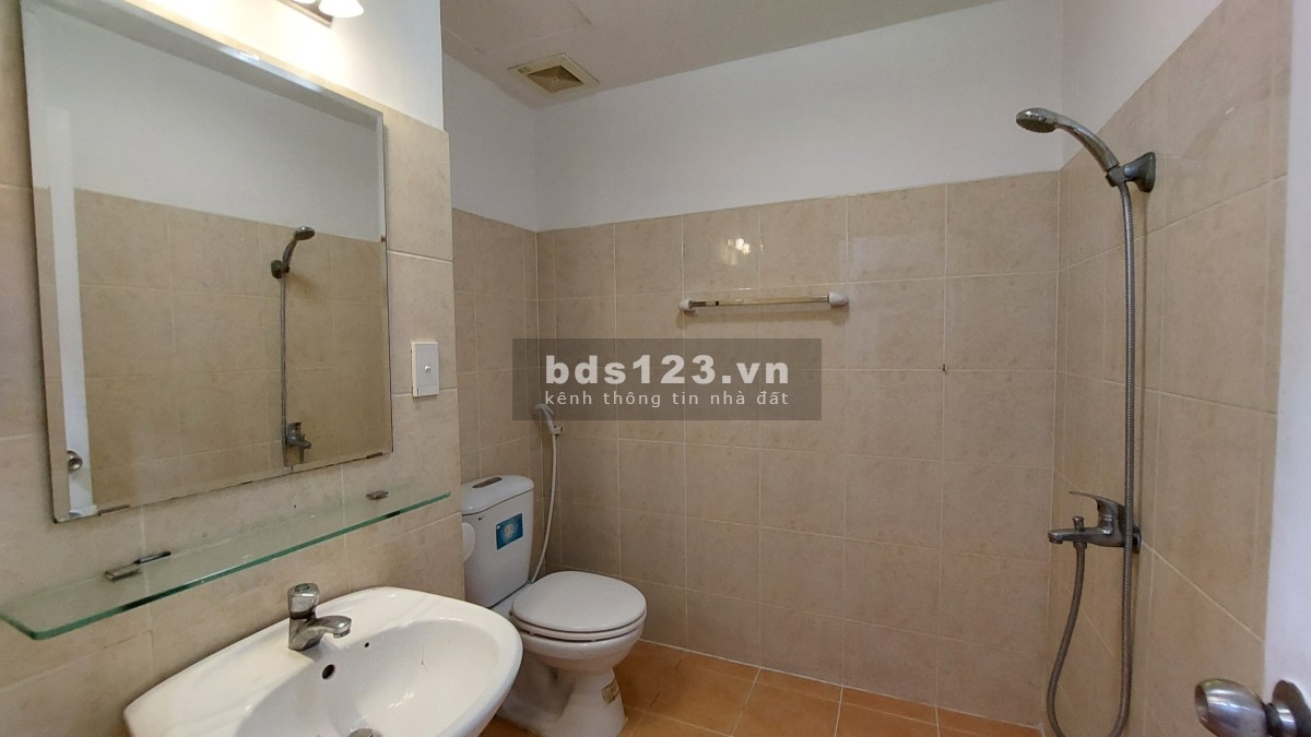 Bán gấp căn hộ Conic ĐNA chính chủ, DT 74m², full nội thất, giá 1,72 tỷ
