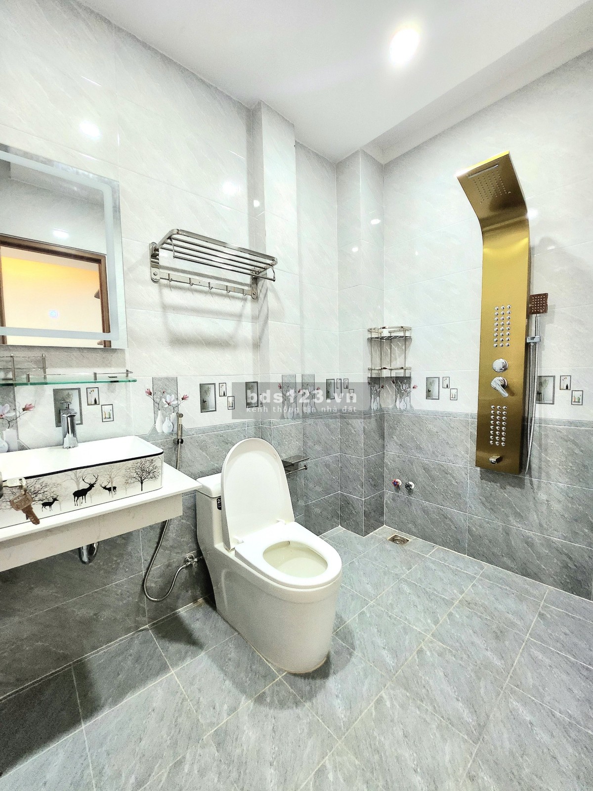 Chân dài siêu rẻ Phạm Văn Chiêu, Phường 14