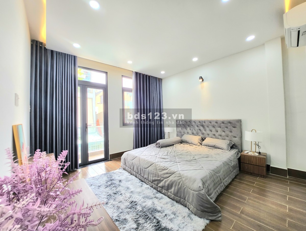 Chân dài siêu rẻ Phạm Văn Chiêu, Phường 14